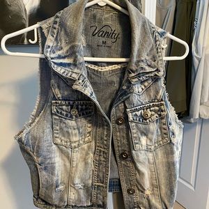 Vanity Vest